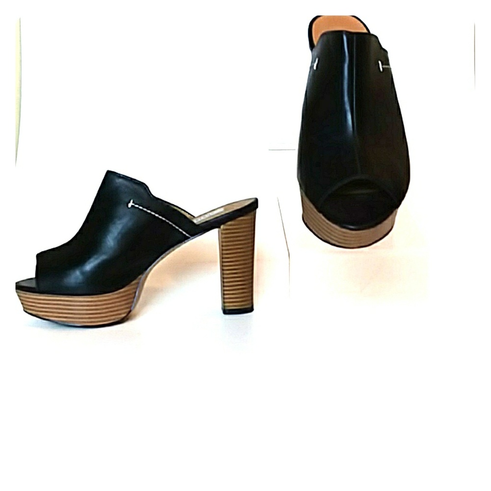 Womens Chelsea & Zoe Heels Black Leather  4" heels